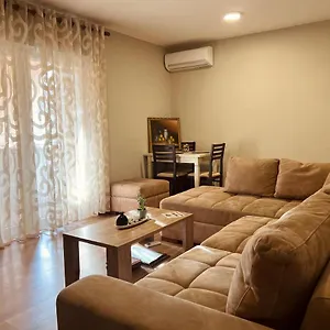 Casa Mia - Modern Near The Center , Tirana Albania
